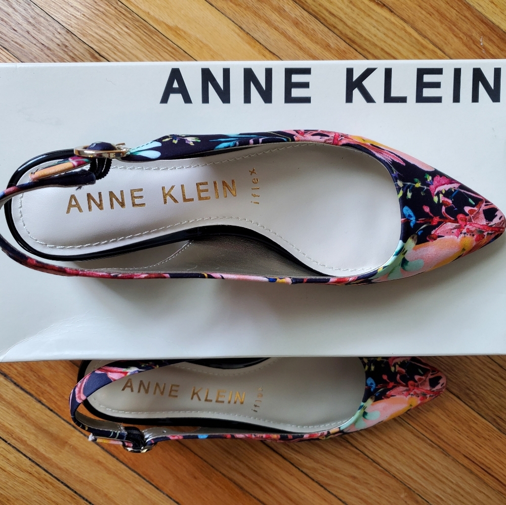 *NWT* Anne Klein Shoes Size 6.5